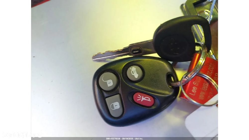 Chevrolet Corvette - 12