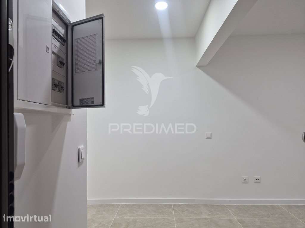 Apartamento T2 Cova da Piedade Almada- Como Novo - Grande imagem: 3/21