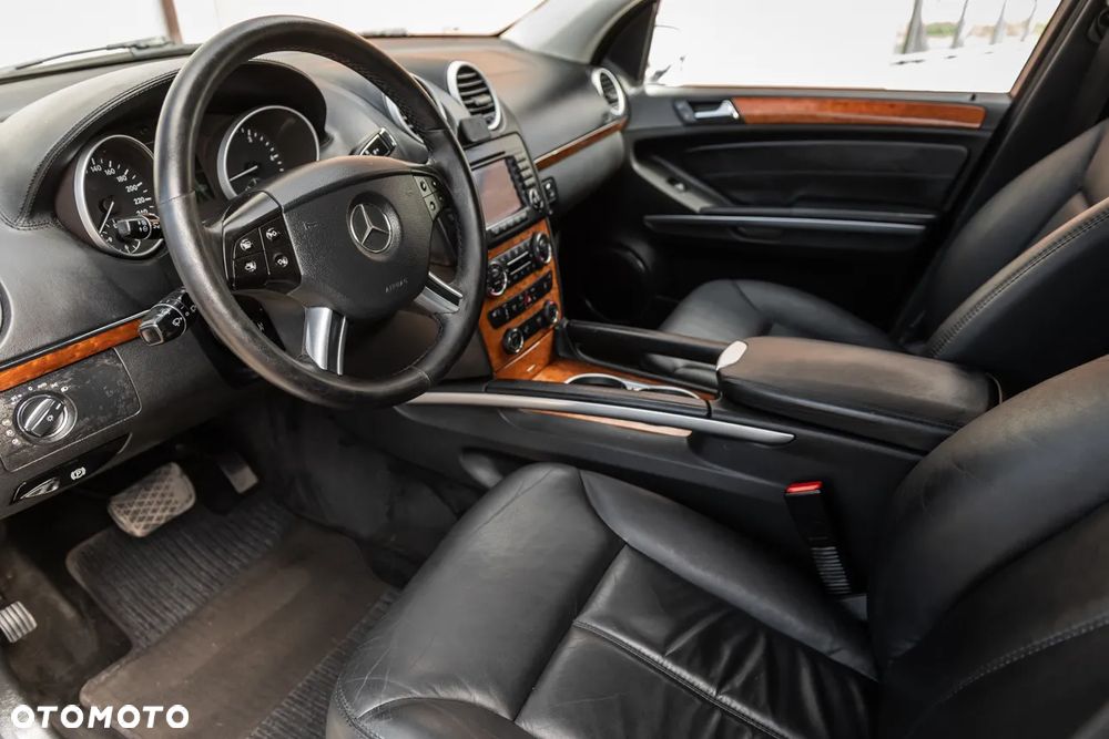 Mercedes-Benz GL 320 CDI - 15