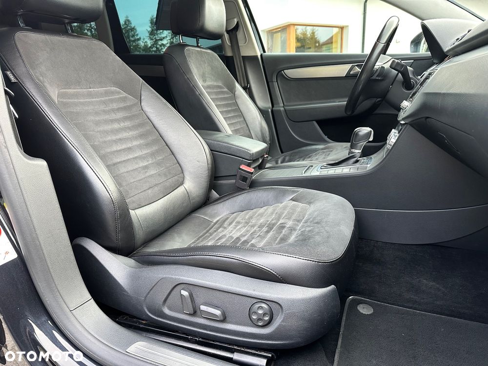 Volkswagen Passat 2.0 TDI DSG BlueMotion Technology Highline - 26