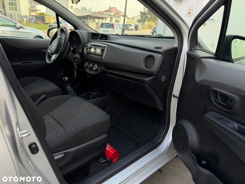Toyota Yaris 1.33 VVT-i Comfort - 8