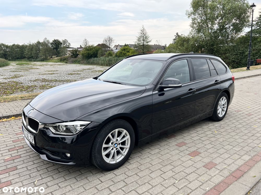 BMW Seria 3 320i Advantage - 2