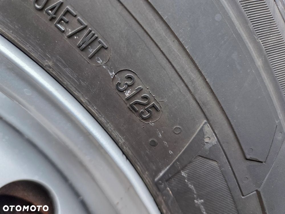 Mercedes-Benz Sprinter - 11