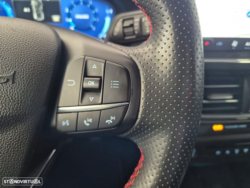 Ford Focus 1.0 EcoBoost MHEV ST-Line - 15