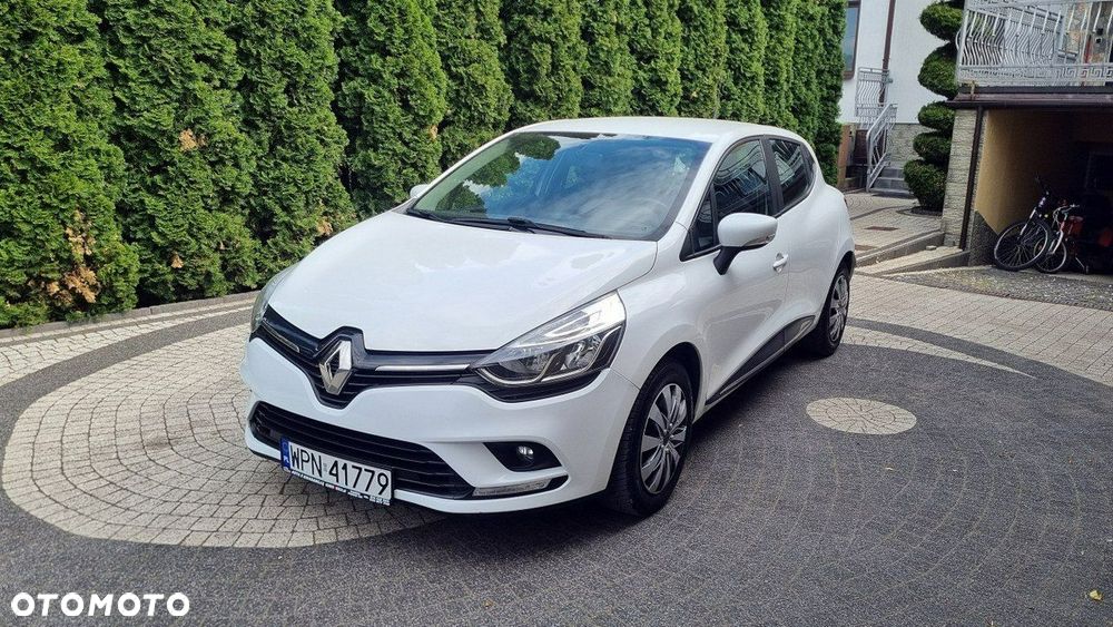 Renault Clio - 8