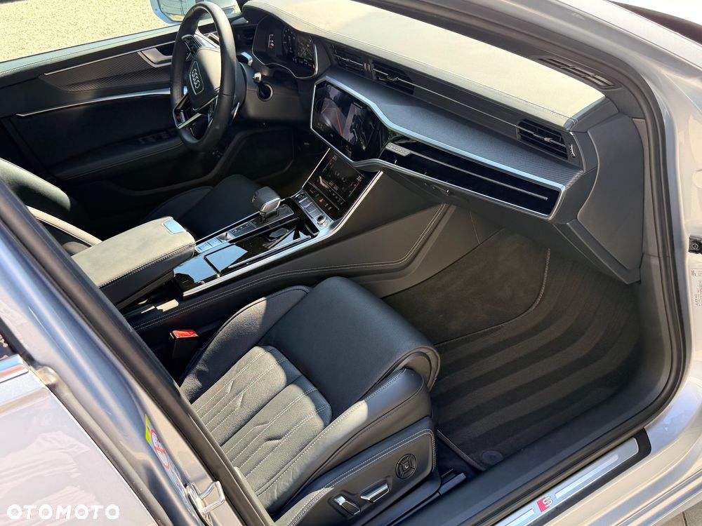 Audi A6 Avant 55 TFSI e quattro S tronic sport - 3
