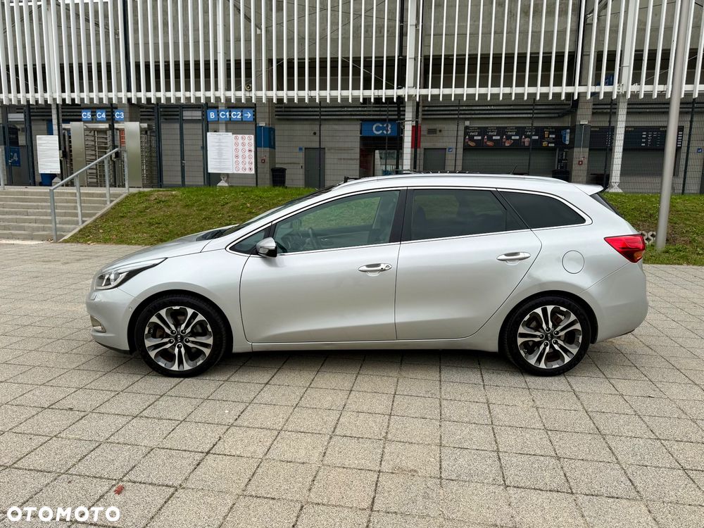 Kia Ceed 1.6 CRDi 128 ISG Platinum Edition - 7