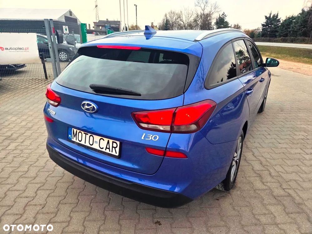Hyundai i30 1.4 T-GDI YES!+ - 8