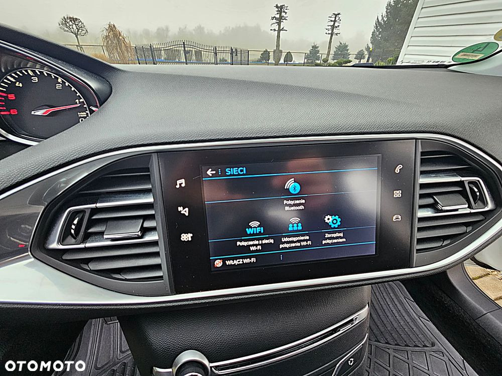 Peugeot 308 BlueHDi FAP 150 EAT6 Stop & Start Allure - 36