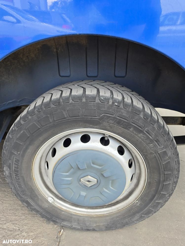 Renault Master - 15