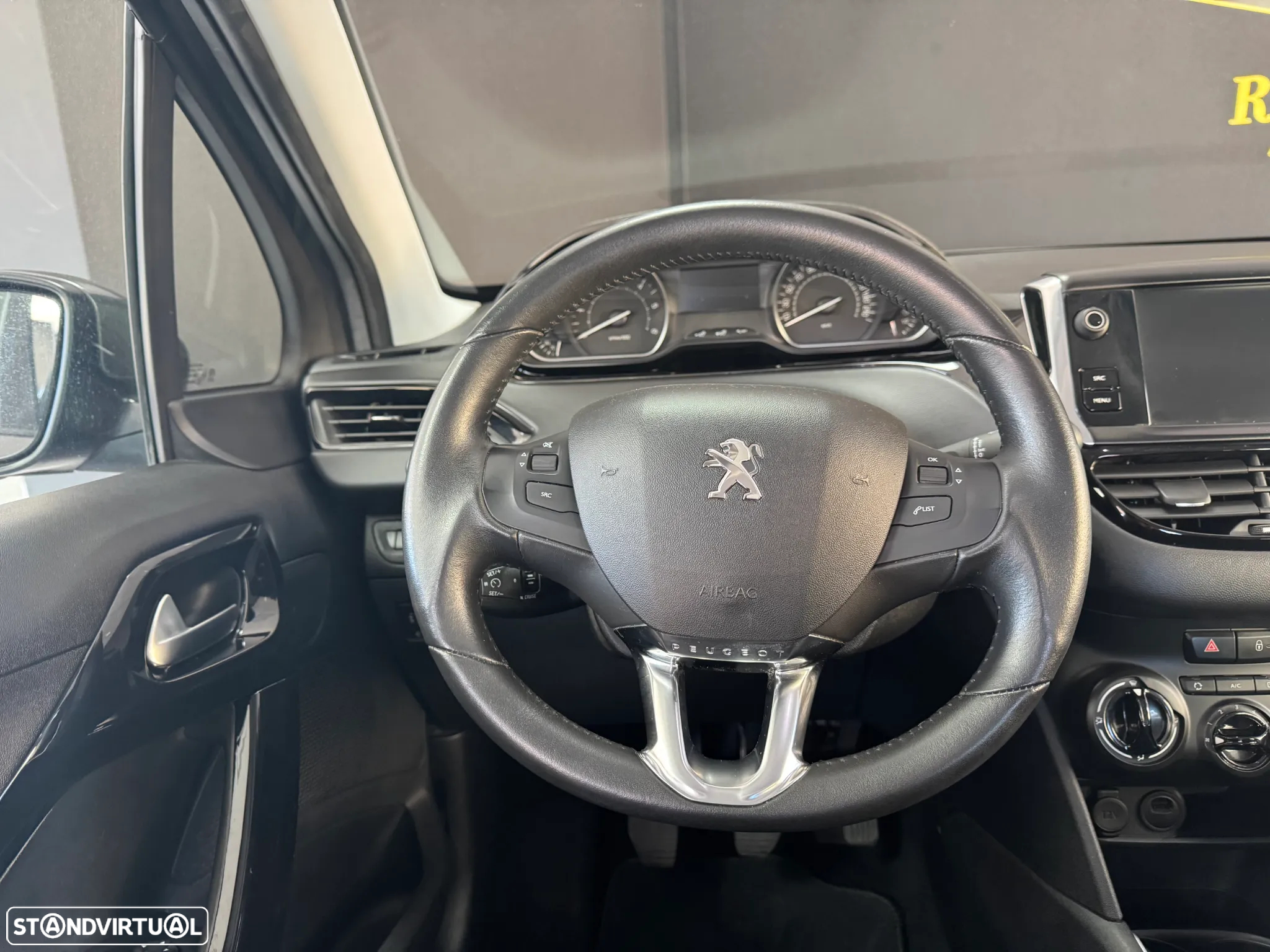 Peugeot 208 1.5 BlueHDi Allure - 17