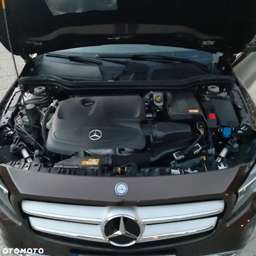 Mercedes-Benz GLA 250 4-Matic - 13