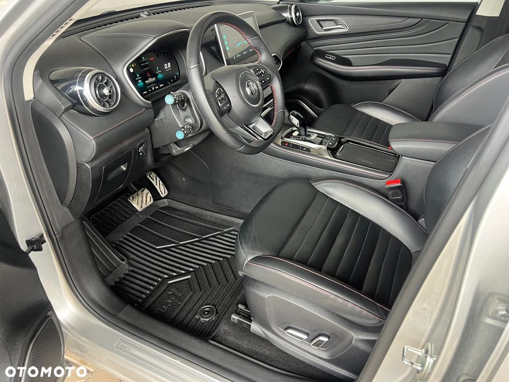 MG HS 1.5 T-GDI Exclusive DCT - 19