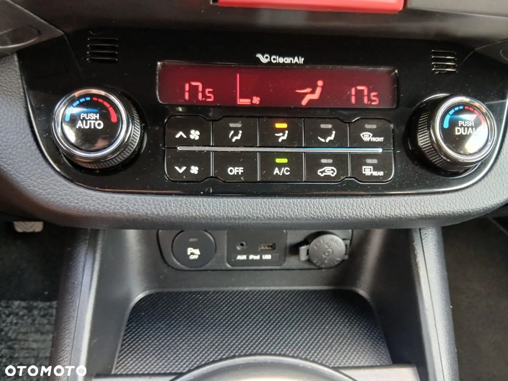 Kia Sportage 1.6 GDI Business Line 2WD - 28