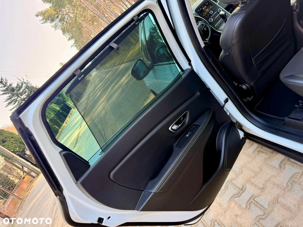 Renault Grand Scenic TCe 140 GPF EDC INTENS - 25