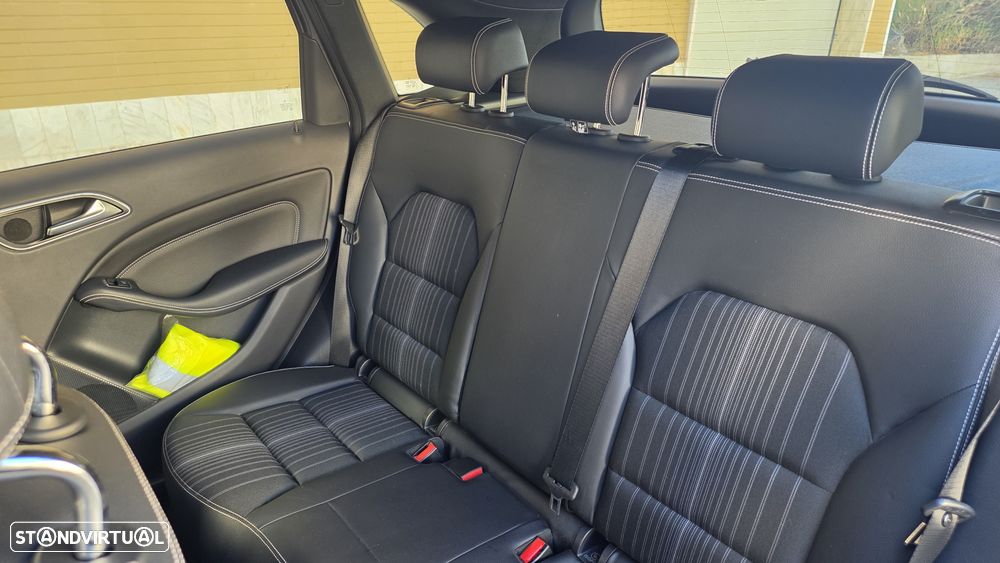 Mercedes-Benz B 180 CDi BlueEfficiency - 22