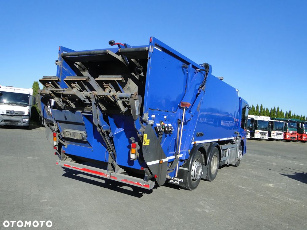 Mercedes-Benz Econic 2630 - 2