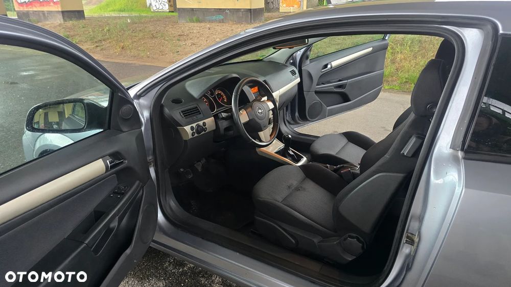 Opel Astra 1.8 Comfort - 26
