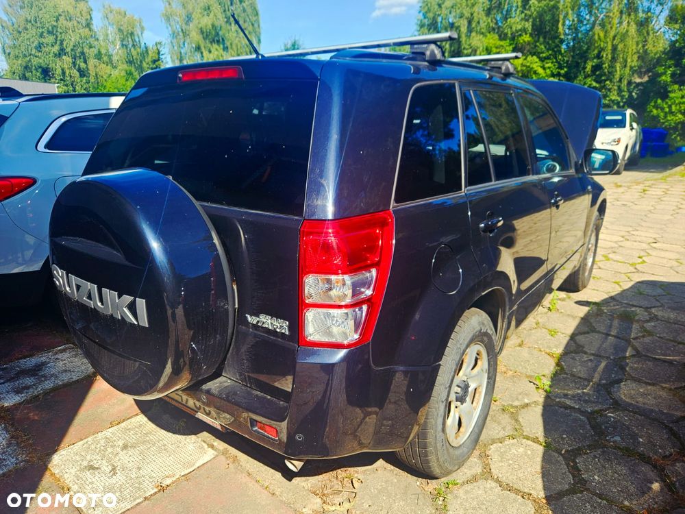Suzuki Grand Vitara - 22