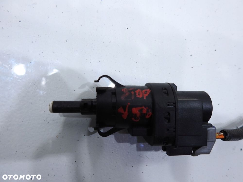 CZUJNIK STOP STOPU VOLVO V50 - 3