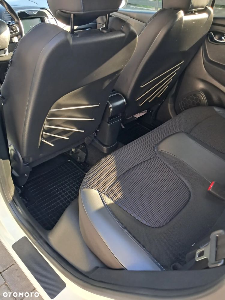 Renault Captur ENERGY TCe 120 Experience - 22