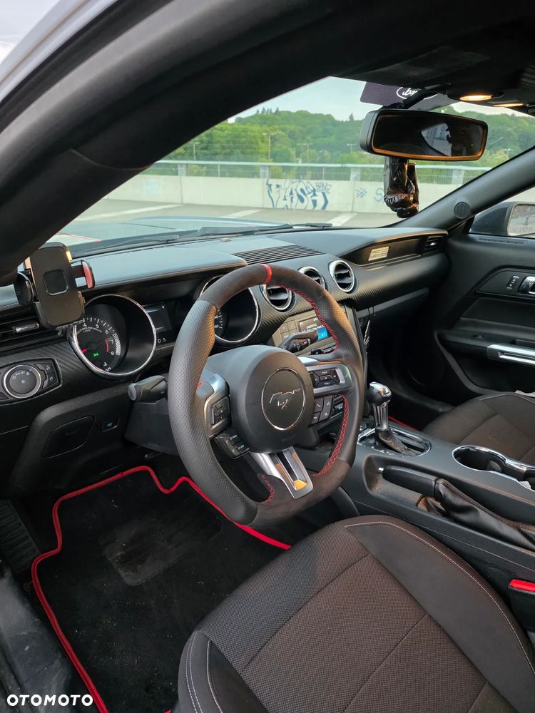 Ford Mustang 3.7 V6 - 6