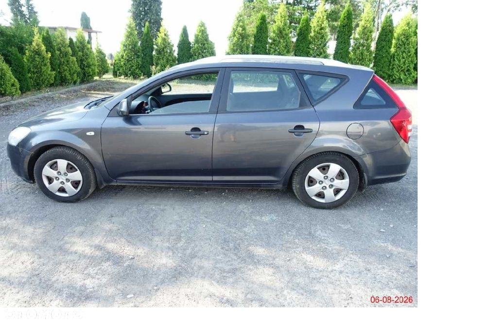 Kia Ceed 1.6 Crdi Comfort + - 6