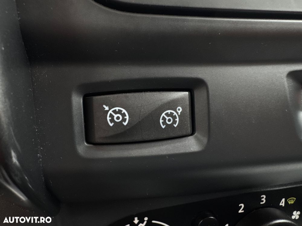 DACIA Duster 2014 — imagine 17