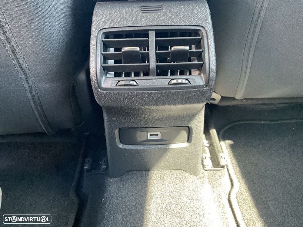 Citroën C4 1.2 PureTech Feel - 33