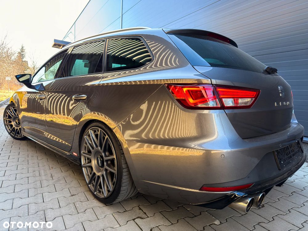 Seat Leon 1.4 EcoTSI FR Black S&S - 4