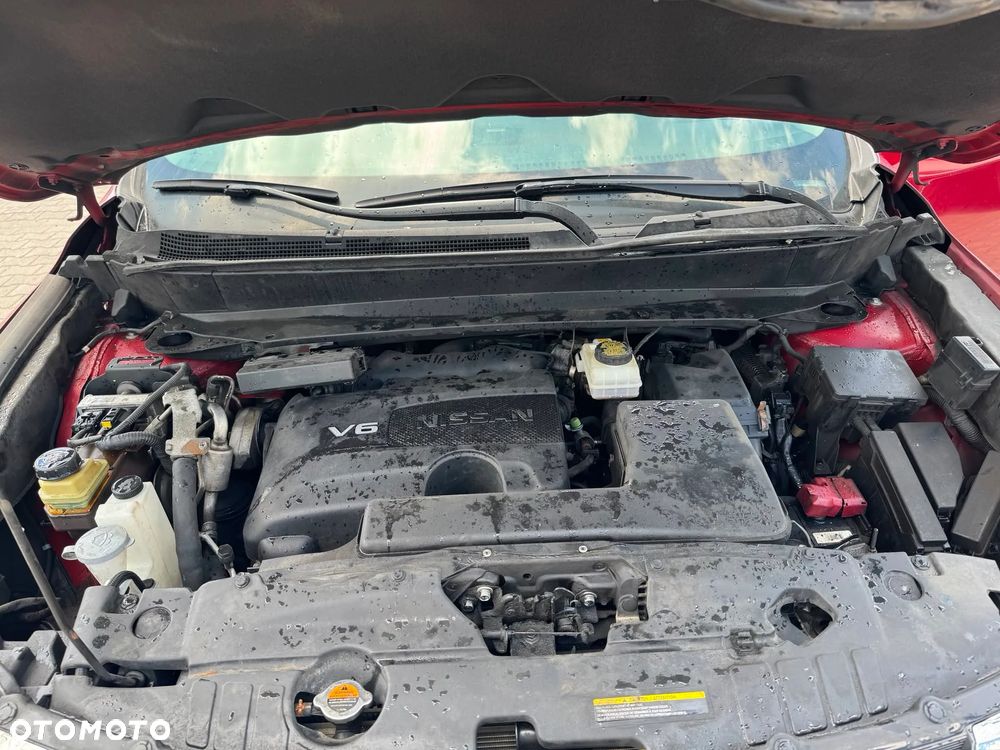 Nissan Pathfinder - 31