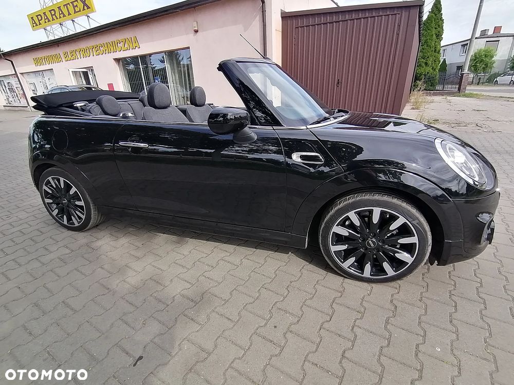 MINI Cooper Cabrio - 22