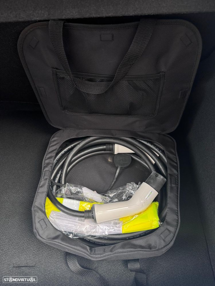 Peugeot e-208 Allure Pack - 15