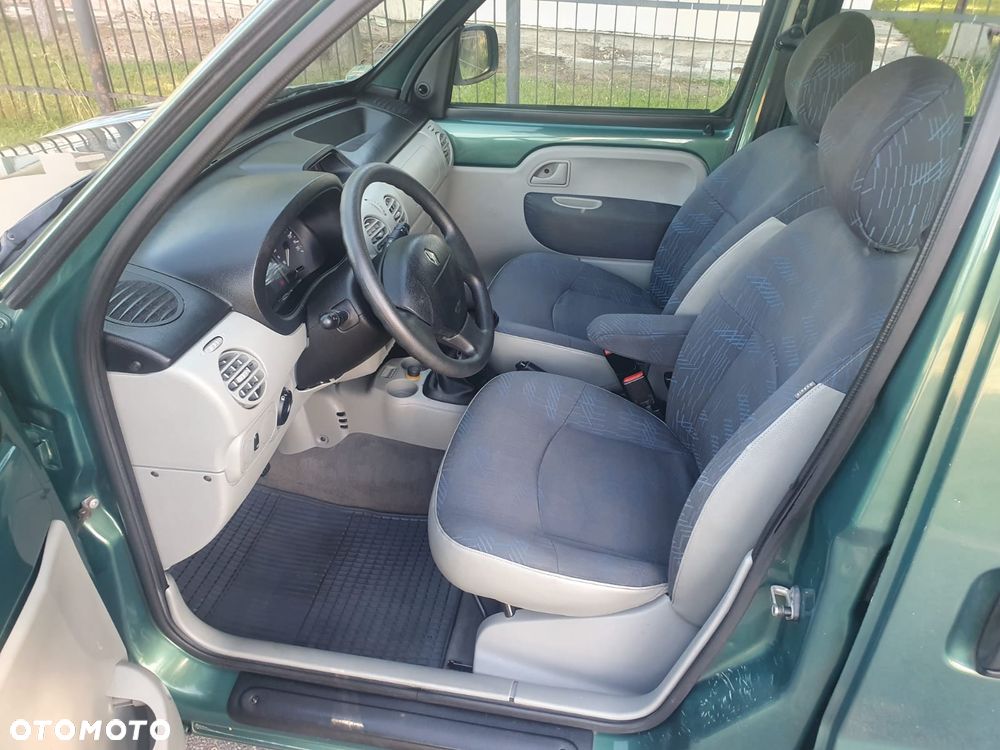 Renault Kangoo - 17