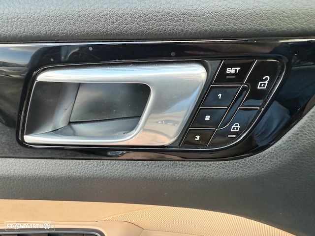 Porsche Cayenne E-Hybrid Tiptronic S - 40