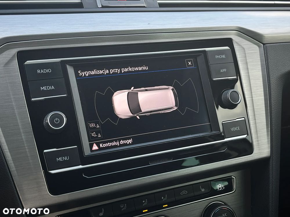 Volkswagen Passat 2.0 TDI EVO Essence - 22