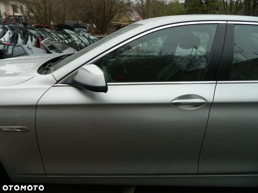 BMW F10 SEDAN N53B30A 354/7 TITANSILBER NA CZĘŚCI - 17