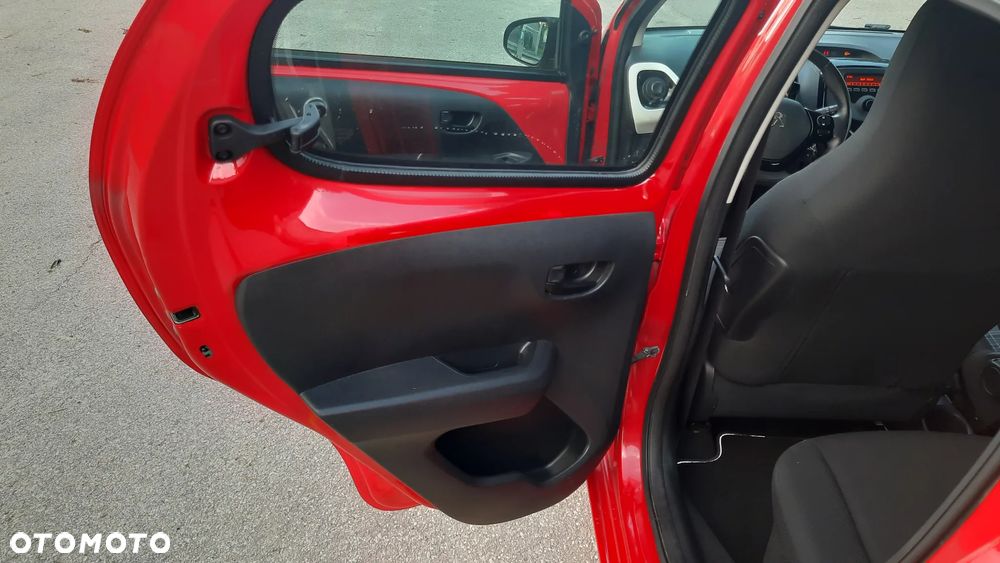 Peugeot 108 VTI 68 ETG5 Top Allure - 23