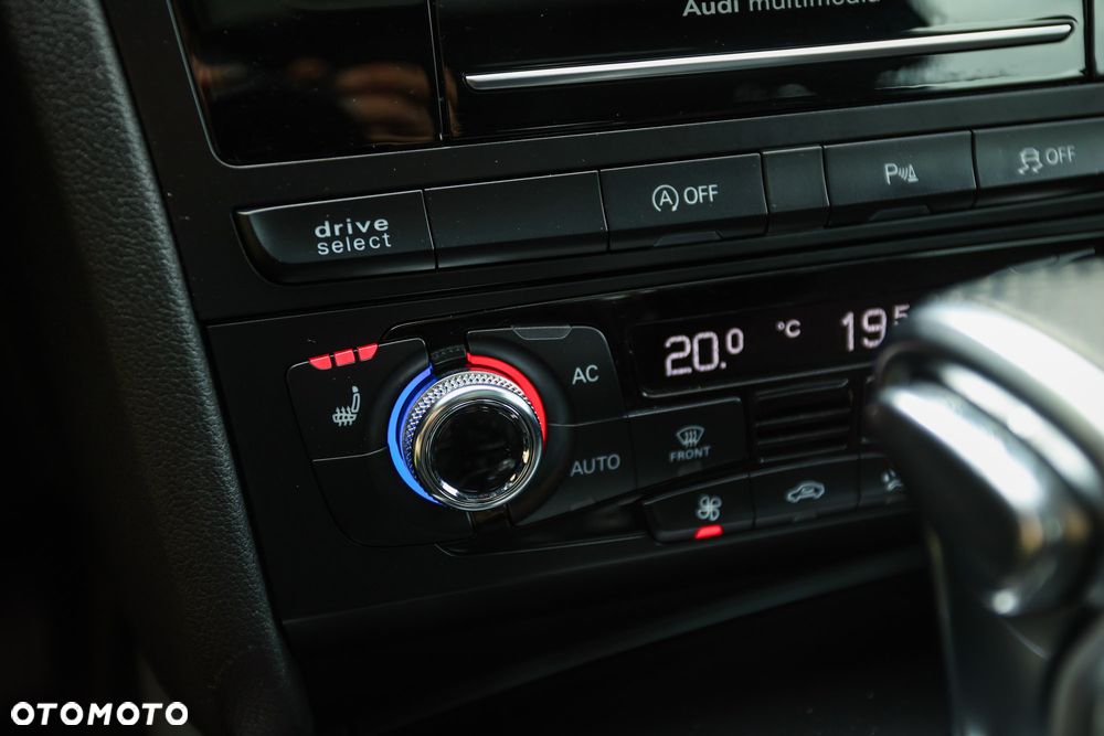 Audi A4 Avant - 25