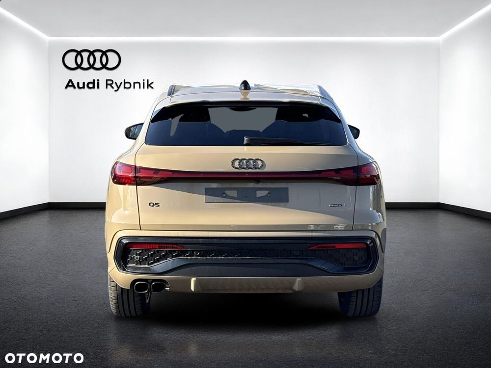 Audi Q5 Sportback - 4