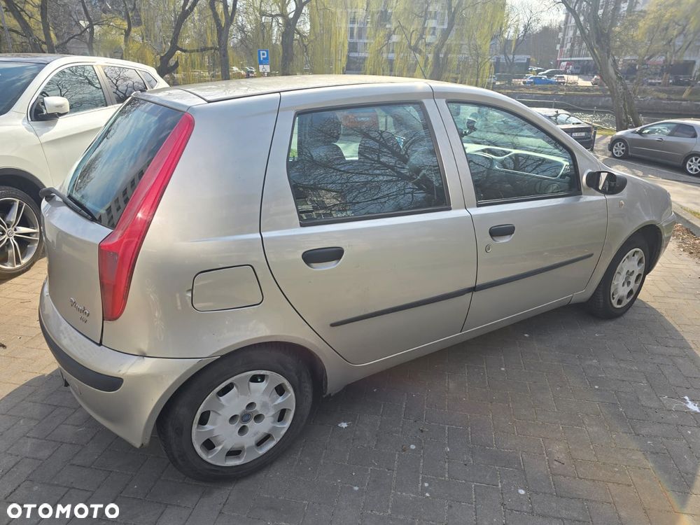 Fiat Punto 1.2 16V ELX Speedgear - 4