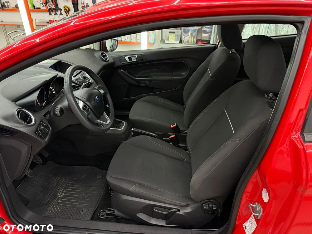 Ford Fiesta - 21