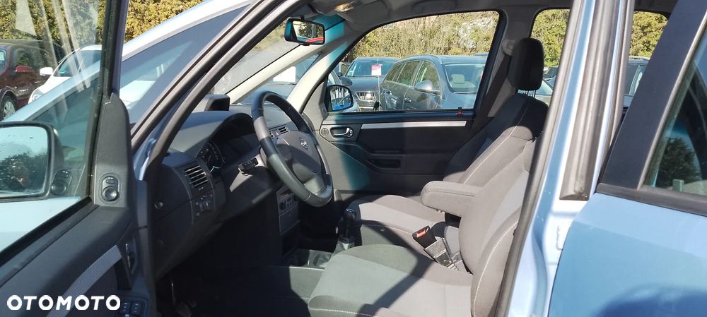 Opel Meriva 1.6 16V (Essentia) - 10