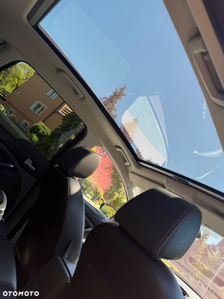 Ford Kuga 2.0 TDCi 4x4 Titanium - 24