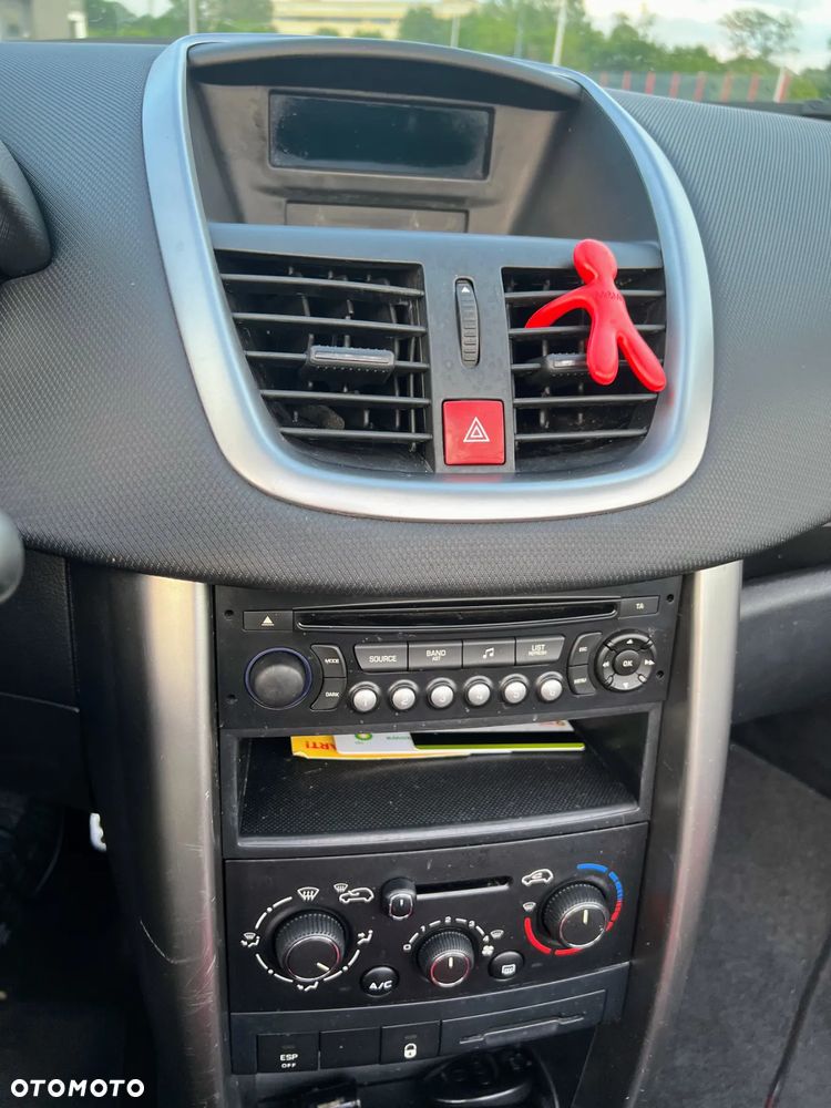 Peugeot 207 CC - 22