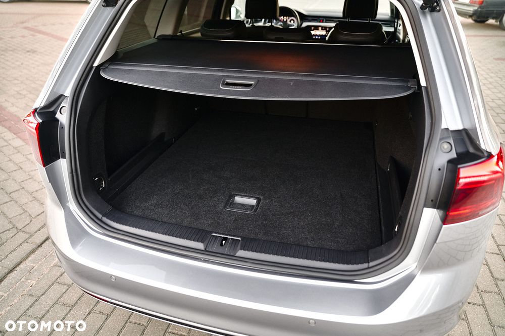 Volkswagen Passat 2.0 TDI EVO Elegance DSG - 14