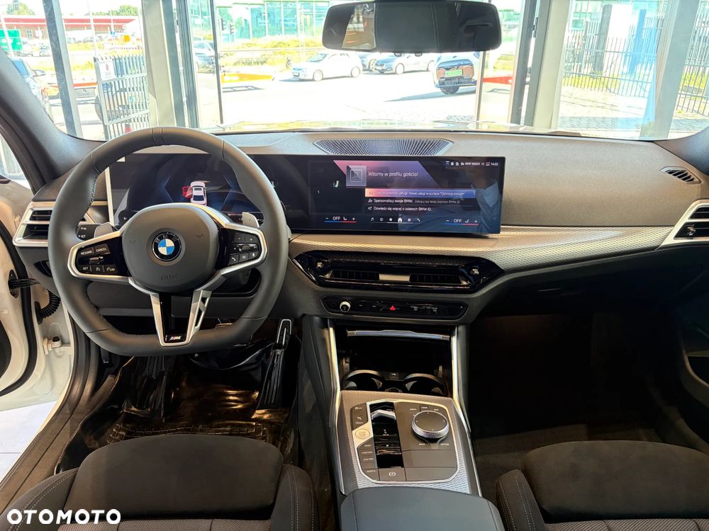 BMW Seria 3 320i xDrive - 18