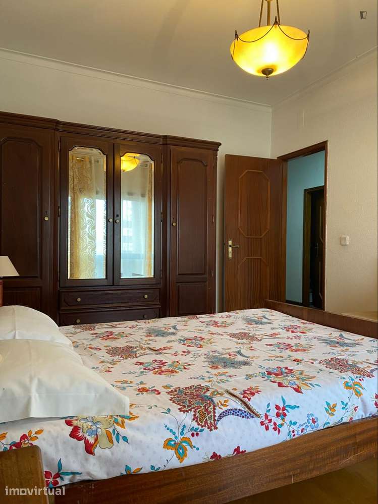 Quarto - localizado em Sé de Braga e São Lázaro Braga - Grande imagem: 2/18