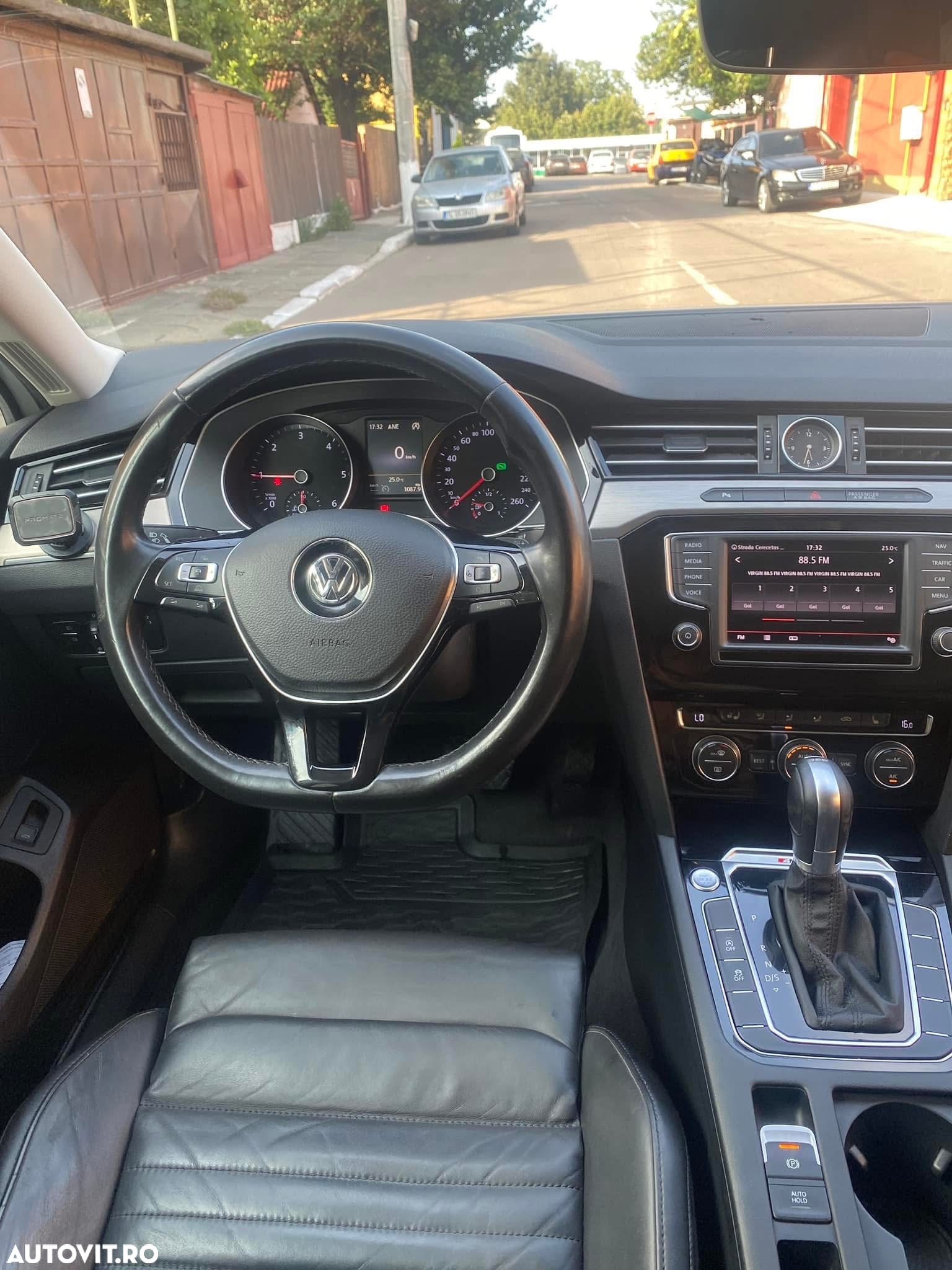 Volkswagen Passat 2.0 TDI DSG 4Motion Highline - 8