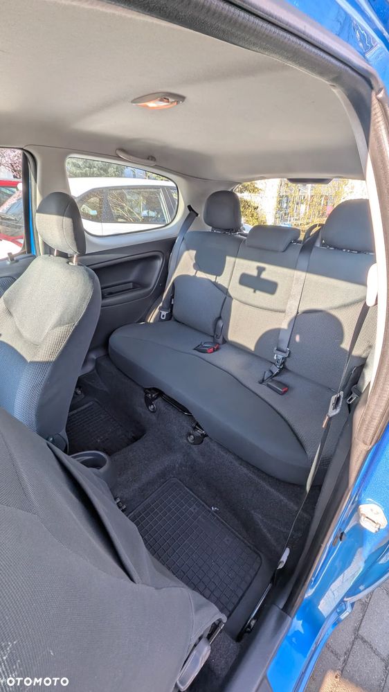 Toyota Yaris 1.3 Luna - 17